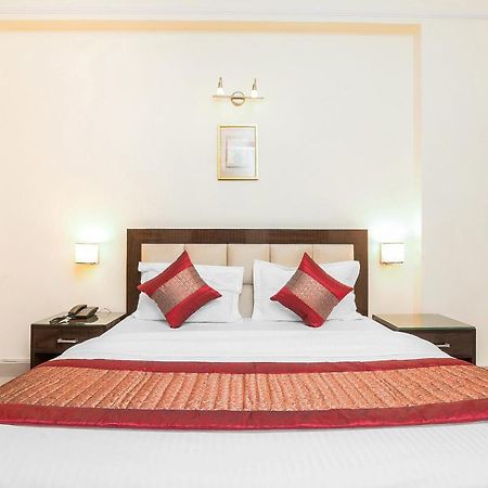 Oyo 14245 Amitabh Guest House Neu-Delhi Exterior foto