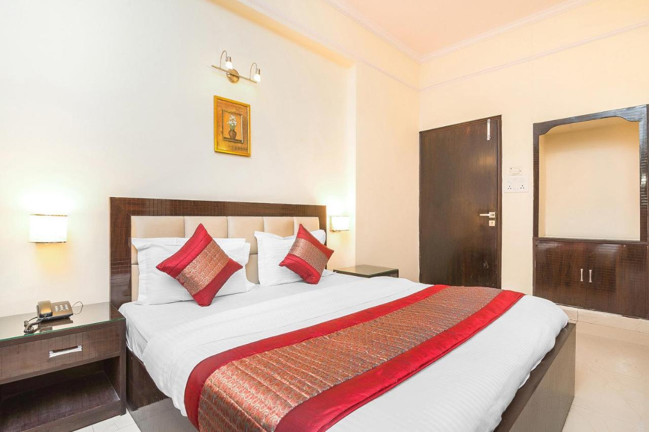 Oyo 14245 Amitabh Guest House Neu-Delhi Exterior foto