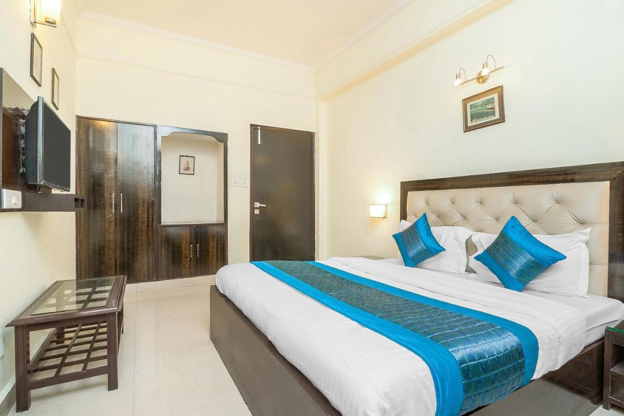 Oyo 14245 Amitabh Guest House Neu-Delhi Exterior foto