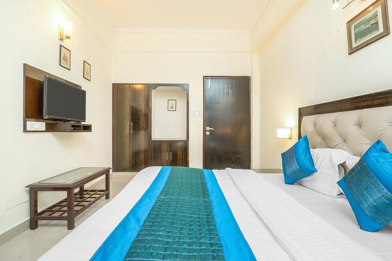 Oyo 14245 Amitabh Guest House Neu-Delhi Exterior foto